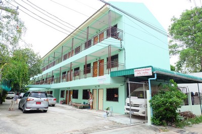 – ขายด่วน ๆ apartment – พ.ท. 200 ตาราง-วา 27 นอน 28 Bathroom   ดีที่สุดในย่าน