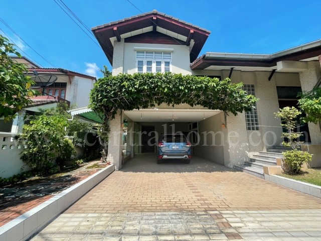 P1บ้านเดี่ยว ชมฟ้า-วรางกูล คลอง 2 หลังมุม ใกล้ ฟิวเจอร์พาร์ครังสิต