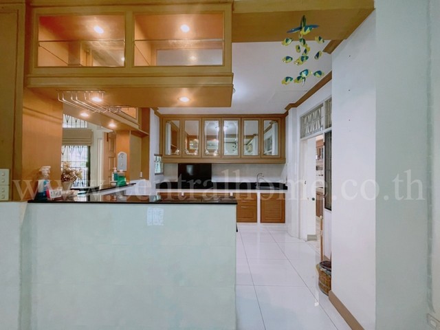 P1บ้านเดี่ยว ชมฟ้า-วรางกูล คลอง 2 หลังมุม ใกล้ ฟิวเจอร์พาร์ครังสิต