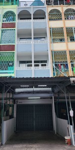 ขายตึกแถว 17 ตร.วา. 6 ชั้น  ตกแต่งใหม่ ซ.นนทรี3 ใกล้โลตัสพระราม3