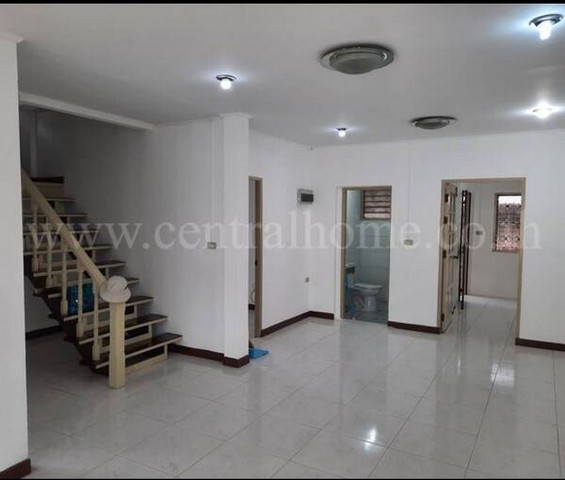 P1 บ้านเดี่ยว หมู่บ้าน ชลลดา รามอินทรา ใกล้ รถไฟฟ้า สายสีชมพู