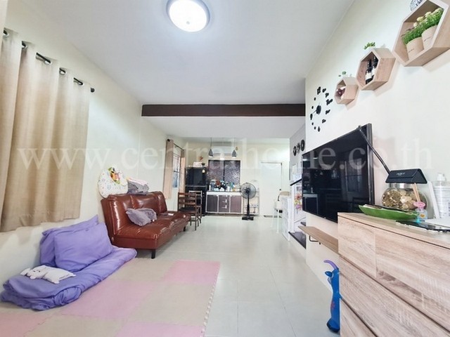 P1 ทาวน์โฮม : พฤกษา 40 หลังริม ถูก กว่า ราคา ประเมิน อยู่ต้นโครงการ