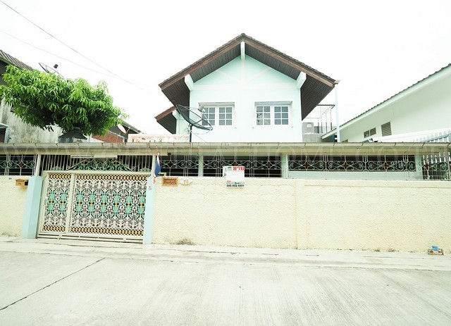 P1ให้เช่า หมู่บ้าน ประชานุกูล 1 รัชดาภิเษก 62 ใกล้ รถไฟฟ้าสายสีม่วง