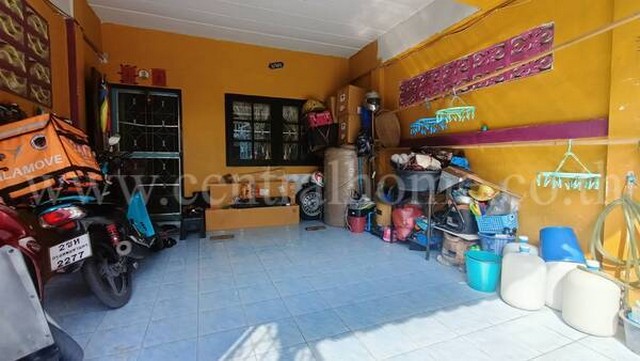 P1ทาวน์เฮ้าส์ หมู่บ้านแอร์วิลล่า ลำลูกกา คลอง 2 ใกล้ ตลาดนานาเจริญ