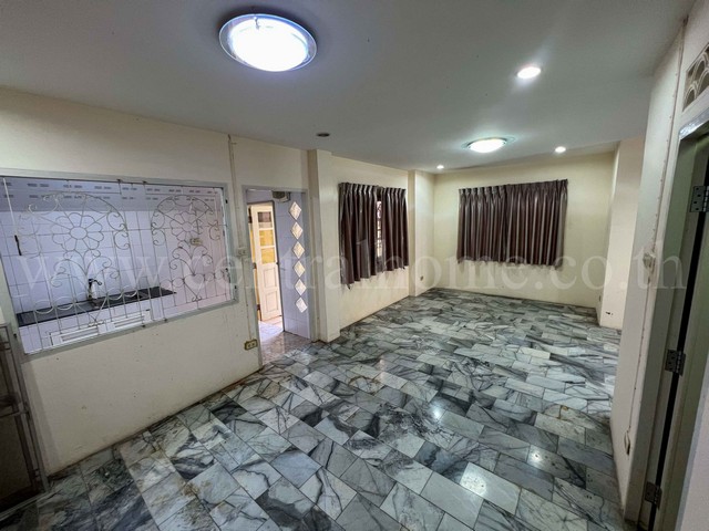 P1บ้านแฝด เมืองทรัพย์ธานี เลียบคลองสอง 25 ใกล้ ซาฟารีเวิลด์
