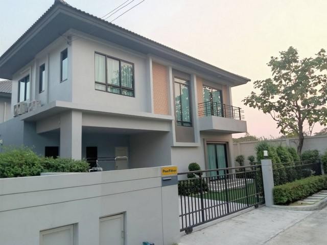 ให้เช่าบ้านเดี่ยว 2 ชั้น  หลังมุม โครงการไลฟ์ บางกอก บูเลอวาร์ด รามอินทรา 65 วิวสวน พร้อมอยู่