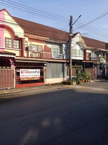 ขายทาวเฮาส์ 2 ชั้น 3 นอน 20.6 ตร.วา จิตตภาวรรณ คลอง 11 พร้อมอยู่ แถมฟรีแอร์ 2 เครื่อง