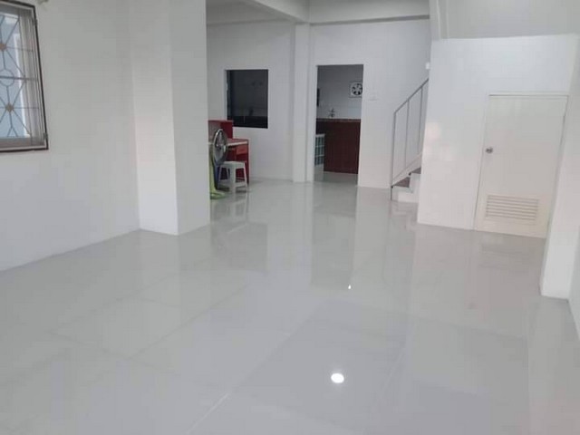 ขายบ้าน หมู่บ้านอมรทรัพย์ ซอย 11 ฝั่งยาว แขวงกระทุ่มราย เขตหนองจอก กทม.