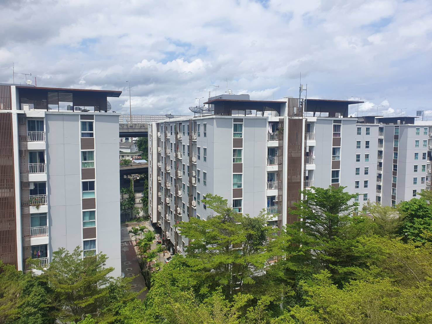 ให้เช่าคอนโด รีเจ้นท์โฮม บางนา สรรพาวุธ เฟส2  bts บางนา regent bangna