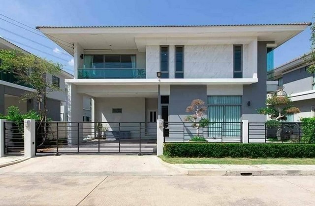 ขายบ้าน Perfect Place พระราม 9 – กรุงเทพกรีฑา พื้นที่ 204 ตรม. ขนาด  63.10 ตรว. 3 นอน 4 น้ำ บิ้วอินพร้อมอยู่  ใหม่เเละสวยเหมือนในรูปเป๊ะ