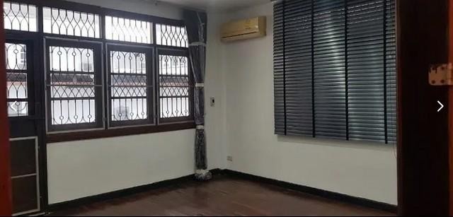 POR2259 ให้เช่าบ้านเดี่ยว 2 ชั้น พระราม 9 ใกล้เซ็นทรัลพระราม 9 ใกล้MRTพระราม 9 บ้านเปล่า เหมาะทำร้านอาหาร