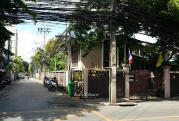 ขายบ้านพร้อมที่ดิน 228 ตร.ว. ติดถนนสุทธิสารวินิจฉัย ใกล้ซอยอินทามระ 8 ทำเลเยี่ยม
