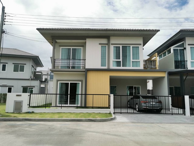 ขายบ้านขาดทุน ถูกกว่านี้ไม่มีแล้ว Q District Westgate ของ Q House ถนนจันทร์ทองเอี่ยม นนทบุรี บ้าน 1ปี แอร์5ตัว