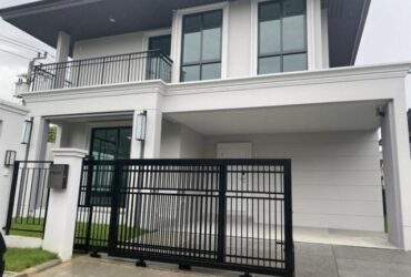 ให้เช่าบ้านเดี่ยว 2ชั้น หมู่บ้านเศรษฐสิริ พัฒนาการ เป็นบ้านหลังมุม เลี้ยงสัตว์เล็กได้ รหัสC5464