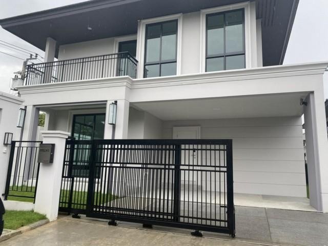 ให้เช่าบ้านเดี่ยว 2ชั้น หมู่บ้านเศรษฐสิริ พัฒนาการ เป็นบ้านหลังมุม เลี้ยงสัตว์เล็กได้ รหัสC5464