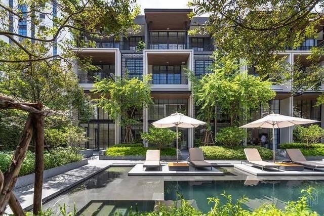 ให้เช่าทาวน์โฮม 4.5 ชั้น ย่านพร้อมพงษ์ โครงการ Super Luxury Quarter 31 พร้อมลิฟต์ พื้นที่ 425 ตรม. 4 ห้องนอน 5 ห้องนํ้า เฟอร์ครบพร้อมอยู่