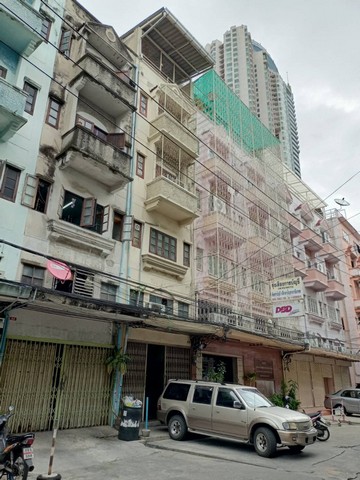 ขายตึกแถว ในซอยเจริญนคร 45 ขนาด 16 ตร.ว ห้าชั้นครึ่ง ต่อเติมเต็มทุกชั้น