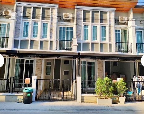 ให้เช่าทาวน์โฮม2 ชั้น เขตประเวศ โกลเด้นท์ บางนา-สวนหลวง ถนนเลียบวงแหวน