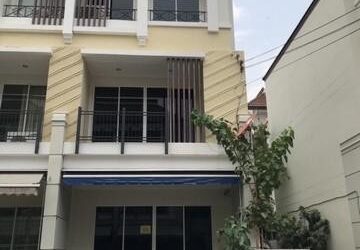 รหัสC5470 ให้เช่าทาวน์โฮม 3ชั้น บ้านกลางเมือง เออร์บาเนี่ยน เกษตร-นวมินทร์2 ลาดปลาเค้า รามอินทรา รหัสC5470
