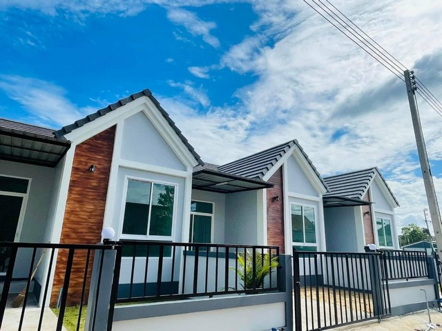 ขายด่วน บ้านทาวน์โฮม ชั้นเดียว ติดโรงเรียนนายเรืออากาศมวกเหล็ก Golden Land 23 ตรว. 50.7 ตรม.