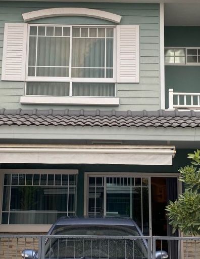 ขายทาวน์โฮม2 ชั้น อินดี้ 1 บางนาตราด กม.7 ใกล้เมกาบางนา มี 2 ห้องนอน 3 ห้องน้ำ