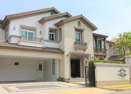 ขายบ้านเดี่ยวหรู นันทวัน บางนา กม7 เนื้อที 110 ตรว มี 4 ห้องนอน 5 ห้องน้ำ