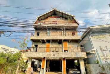 ให้เช่าบ้านบนถนนวัวลาย จ.เชียงใหม่ 300 ตร.ม. มี 4 ชั้น 6 ห้องนอน