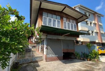 ขายบ้านสองชั้น จำนวน 2 หลัง ใกล้ถนนวัวลาย จ.เชียงใหม่