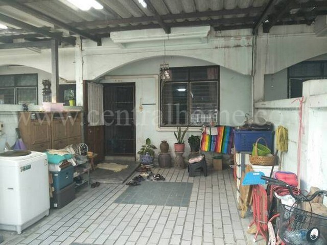 ทาวน์เฮ้าส์ หมู่บ้าน วงศ์ชัยนคร รัตนาธิเบศร์ ใกล้ MRT สถานีบางรักใหญ่