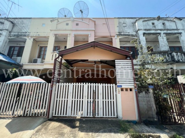 ทาวน์เฮ้าส์ บ้านพิชาดา บ้านกล้วย – ไทรน้อย ใกล้ รถไฟฟ้า สถานีคลองบางไผ่