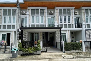 ขาย ทาวน์โฮม โกลเด้น ทาวน์ เพชรเกษม 96 ตรม. 16.7 ตร.วา