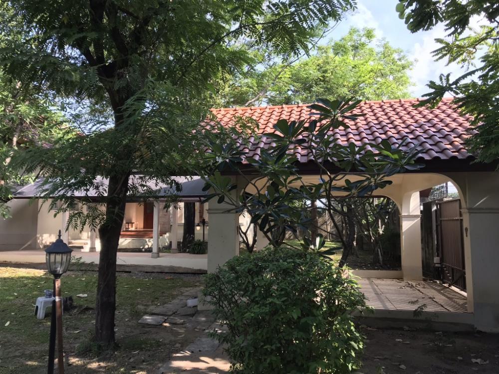 ขาย บ้านเดี่ยว ชั้นเดียว  สุขุมวิท 101 ปุณณวิถี 2 ห้องนอน 2 ห้องน้ำ 2 walk-in closets ขนาดที่ดิน 192 ตารางวา  ใกล้ BTS ปุณณวิถี