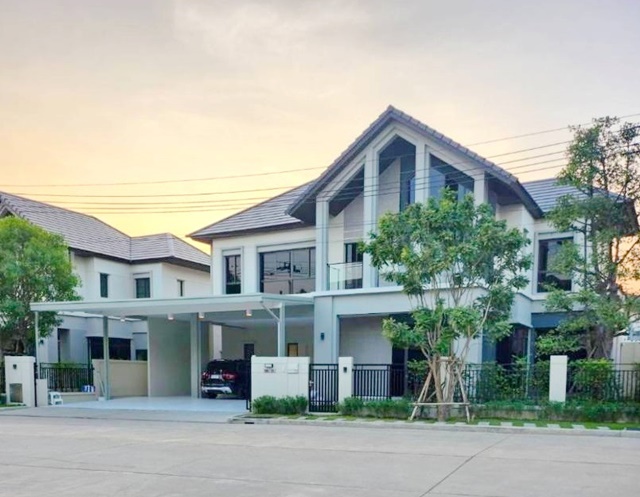 บ้านสวยแปลงมุม พัฒนาการ 93-97 บ้านใหญ่ที่สุดในโครงการ 5นอน ให้เช่าใหญ่ที่สุด 6น้ำ 395ตรม.เฟอร์หรู