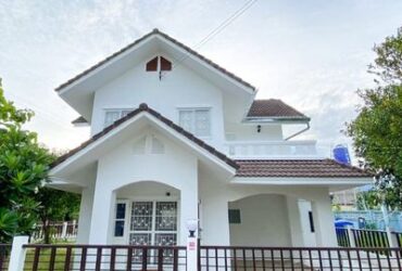 บ้านในโครงการ แปลงมุม มีสวนข้างบ้านพื้นที่กว้าง หลังบ้านไม่ติดใคร วิวดอย บนถนนวงแหวนรอบ 3 ถนนกว้าง เดินทางสะดวก