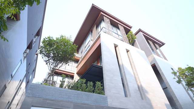 ขาย-ให้เช่าบ้าน 5 ชั้น  ถนนเย็นอากาศ Anina Villa Sathorn-Yenakart 5 ห้องนอน 6 ห้องน้ำ ที่จอดรถ6 คัน พื้นที่ใช้สอย : 530 ตรม. อานีน่า วิลล่า