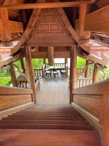 ขายด่วน บ้านเรือนไทยภาคกลาง บ้านเรือนไทย และ บ้านทรงยุโรป เมืองสมุทรสาคร