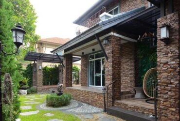 ขายบ้านเดี่ยว 2 ชั้น  ถนนบางแวก พุทธมณฑลสาย 2 หมู่บ้านปริญญดา บางแวก พื้นที่ใช้สอย 350 ตารางเมตร 4 ห้องนอน 5 ห้องน้ำ