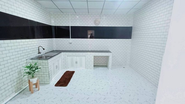 ขายทาวเฮ้าส์ RENOVATE สวยมาก หมู่บ้านบุศรินทร์2 คลอง2 รังสิต ปทุมธานี ใกล้ฟิวเจอร์ พาร์ค รังสิต