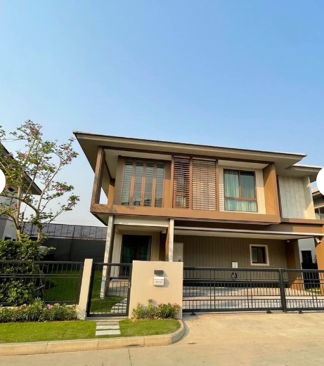 ให้เช่าบ้านเดี่ยว2 ชั้น บุราสิริ กรุงเทพกรีฑา เนื้อที่ 70 ตรว มี 4 ห้องนอน4 ห้องน้ำ
