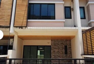 ขายทาวน์โฮม3ชั้น ใกล้เซ็นทรัลเวสต์เกต ถนนบ้านกล้วยไทรน้อย นนทบุรี โครงการอิฟินิตี้ มี 3ห้องนอน 4ห้องน้ำ
