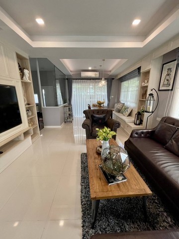 ทาวน์โฮม 2 ชั้น หมู่บ้าน อินดี้ 3 บางนา-กม.7 : 35 ตร.วา. 122 ตร.ม. 3 ห้องนอน / 3 ห้องน้ำ