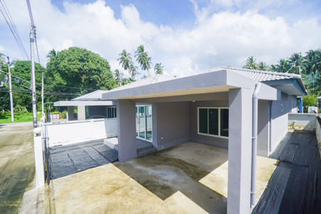 ขายบ้านเดี่ยว 2 ห้องนอน บางมะขาม ต.อ่างทอง อ.เกาะสมุย จ.สุราษฎร์ธานี 58 ตร.ว. ใกล้ตลาดหน้าทอน