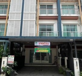 ขายทาวน์โฮม 3 ชั้น พท 24.9 ตรว ม.ชวนชื่น โมดัส วิภาวดี บนถนนวิภาวดี-รังสิต ใกล้ สนามบินดอนเมือง