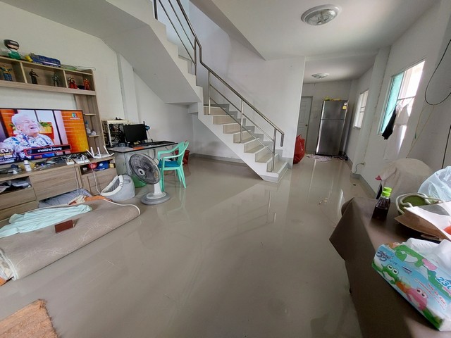 หมู่บ้านเพชรทวี เพชรเกษม-ไร่ขิง ราคาขาย 1,800,000 บาท