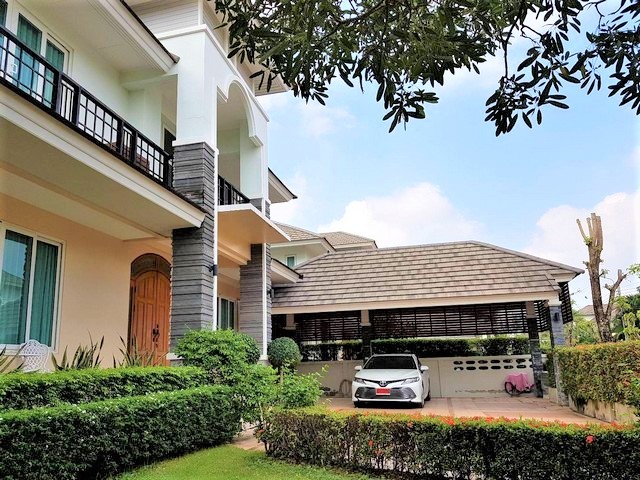 ขายถูกบ้านเดี่ยวหรู  2 ชั้น 138 วา ใกล้ทางด่วนวงแหวน  ม.งามเจริญโครงการ 8 Modern Design ใกล้เซ็นทรัลพระราม 2 และโรงเรียนสวนกุหลาบ  พระราม 2  กรุงเทพ