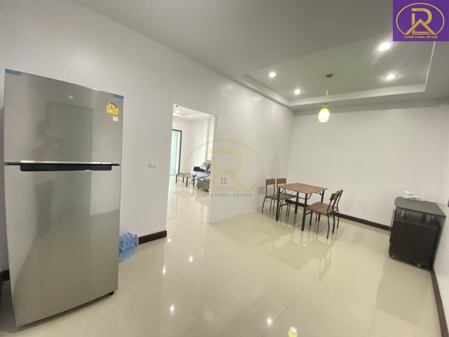 ให้เช่าหมู่บ้านอรินสิริสปอร์ตวิลเลจ ให้เช่าทาวน์โฮม2ชั้น ฟังก์ชั่นบ้านเดี่ยวเฟอร์ครบถ.มิตรสัมพันธ์ ชลบุรี