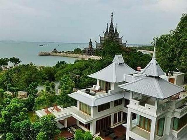BS578 ขายบ้านเดี่ยวสุดหรู 3ชั้น พัทยาเหนือ จังหวัดชลบุรี เนื้อที่ 364 ตรว.บนหาดวงศ์อมาตย์ วิวทะเล