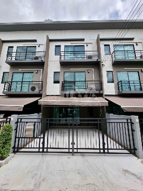 RENT ให้เช่า TOWNHOME  บ้านกลางเมือง รามอินทรา ด่วน ๆ
