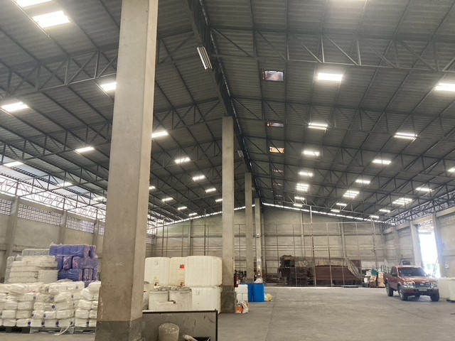 ให้เช่าโกดัง โรงงาน 1,200-2,400 ตรม. มีออฟฟิศ ห้าแยกปากเกร็ด-แจ้งวัฒนะ ใกล้สถานีรถไฟฟ้าสายสีชมพู