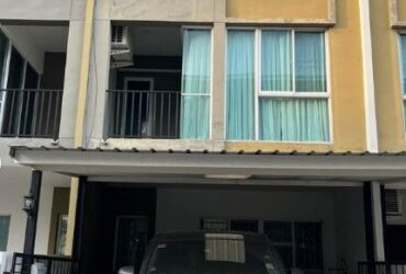 ทาวน์โฮม เบล็สทาวน์ 0 SQ.WA 0 Ngan 0 ไร่ 4BEDROOM 17000 B. ใกล้กับ – ราคาสุดคุ้ม กรุงเทพ
